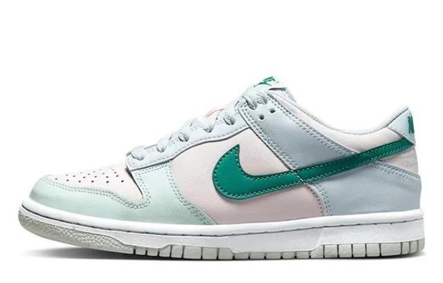 Nike Dunk Low GS