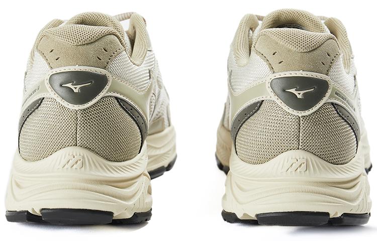 Mizuno Racer S