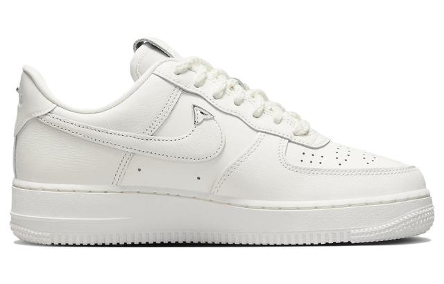 Nike Air Force 1 Sail Chrome