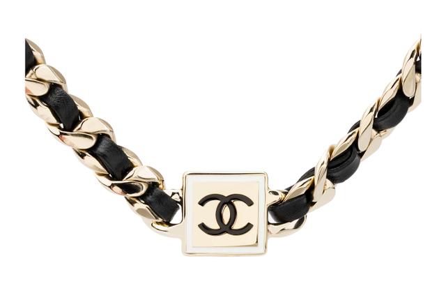 CHANEL Choker