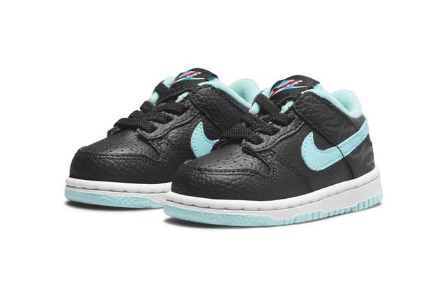 Nike Dunk Low SE "Barber Shop"