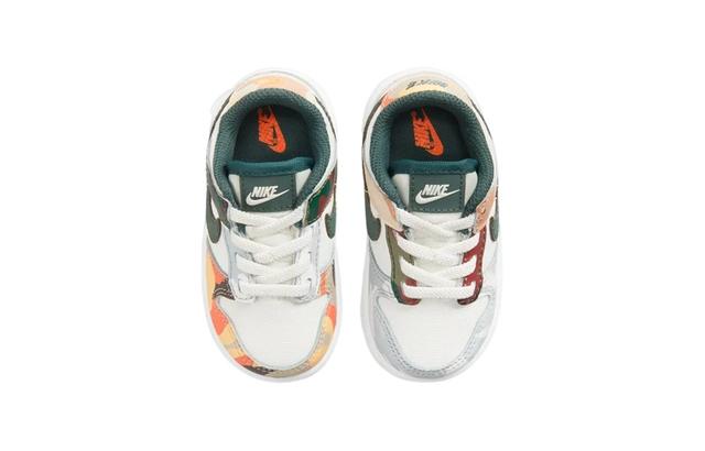 Nike Dunk Low SE "Sail Multi-Camo"