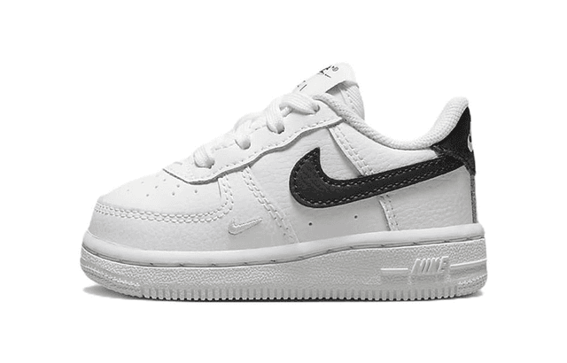 Nike Air Force 1 SE