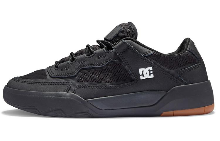 DC Shoes Metric