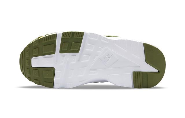 BP Stussy x Nike Air Huarache LE "Dark Olive"