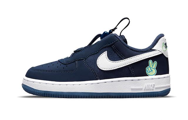 Nike Air Force 1 Low Toggle SE