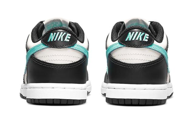 Nike Dunk Low Tiffany