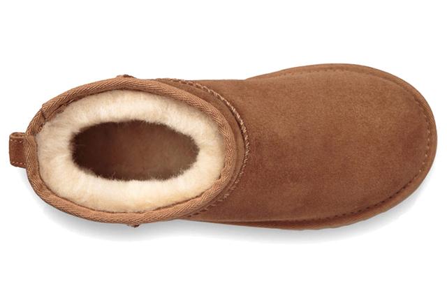 UGG CLASSIC MINI II