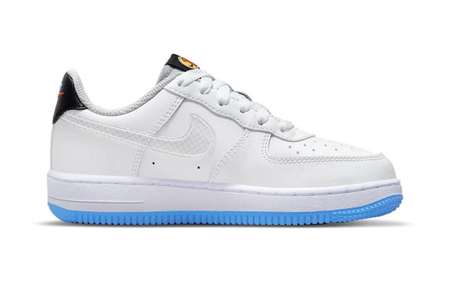 Nike Air Force 1 LV8 3