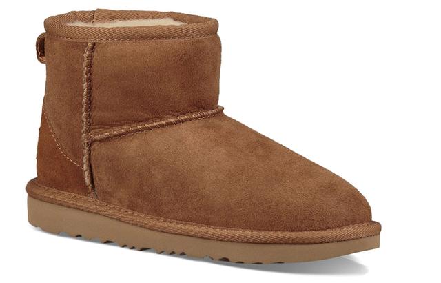 UGG CLASSIC MINI II