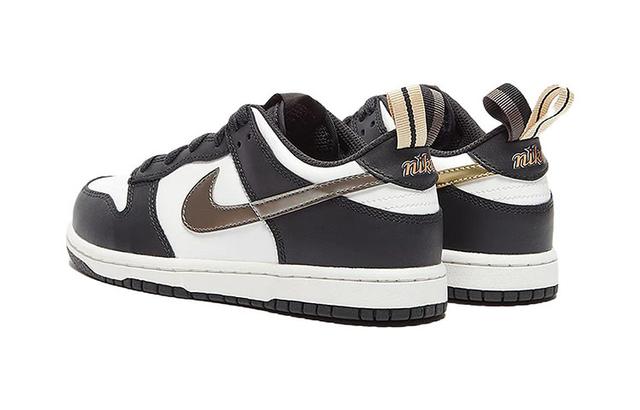 Nike Dunk Low se "white off noir"