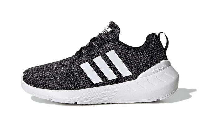 adidas originals Swift Run 22