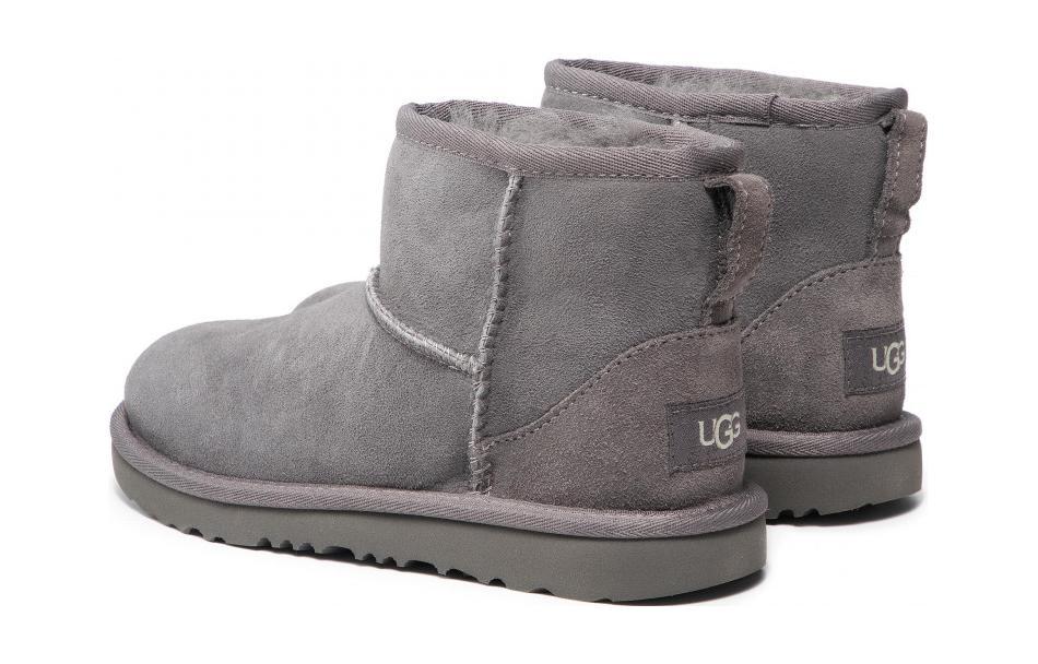 UGG CLASSIC MINI II