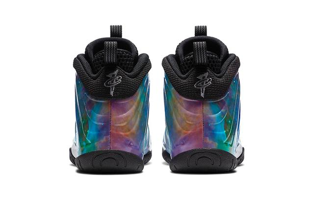 Nike Foamposite One Little XX "Big Bang"