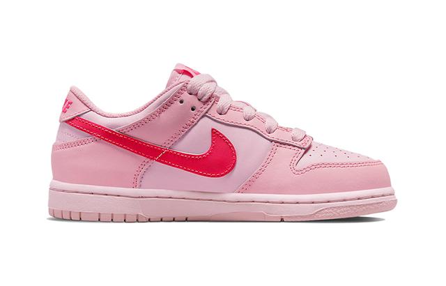 Nike Dunk Low "Triple Pink"