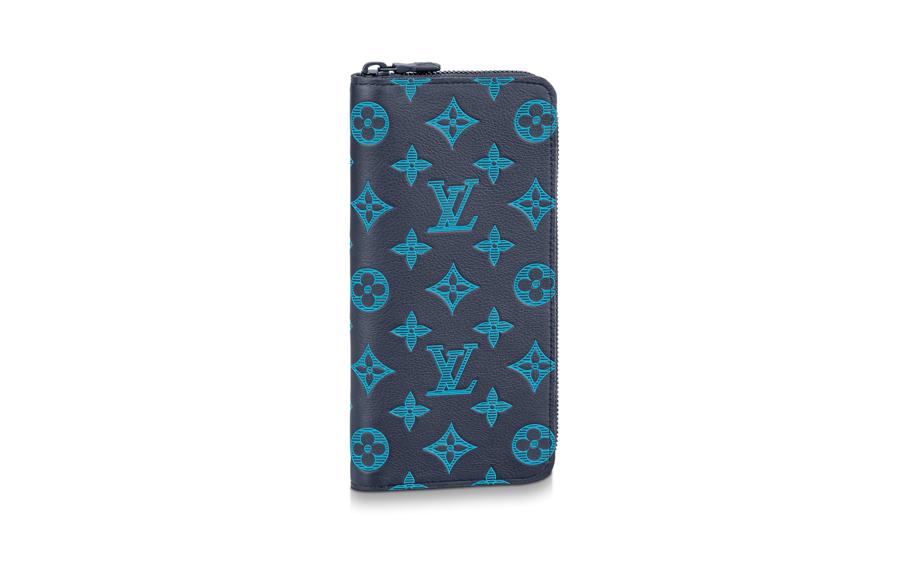 LOUIS VUITTON Zippy Vertical