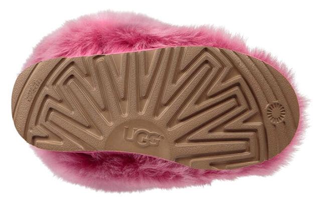 UGG Pinkipuff Classic II