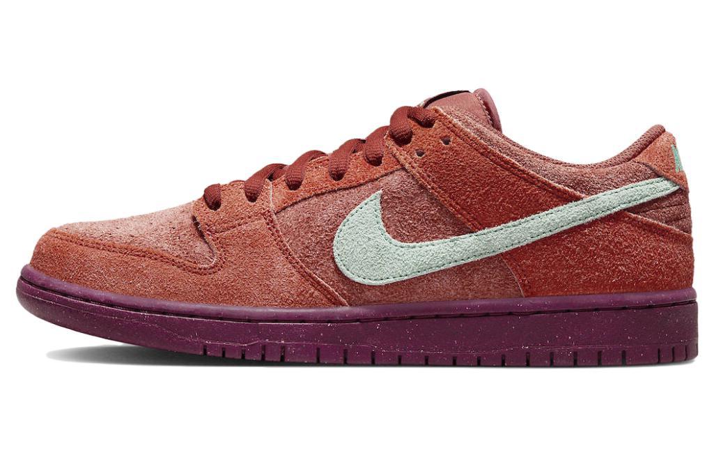 Nike Dunk SB "Mystic Red and Rosewood"