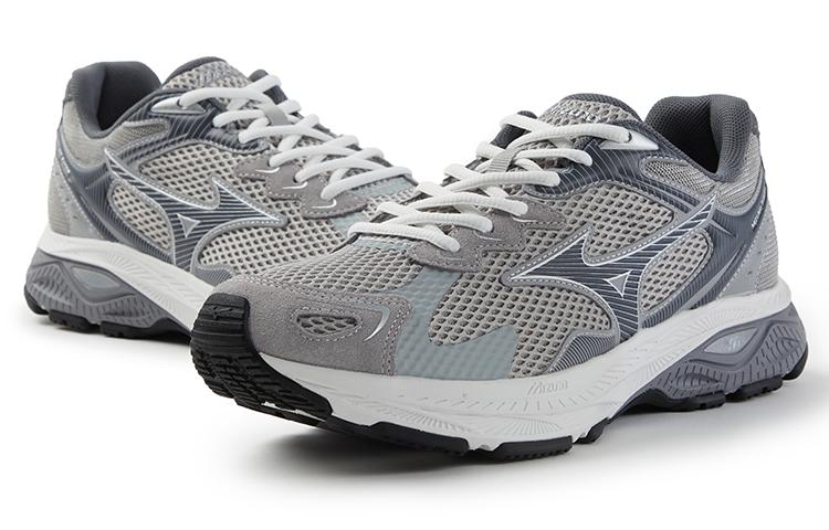 Mizuno Racer S