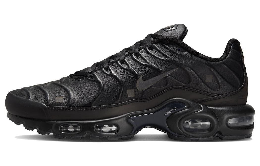 A-COLD-WALL* x Nike Air Max Plus "Onyx"