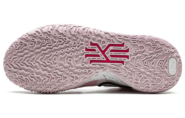 Nike Kyrie Low 4 4 "Kay Yow"