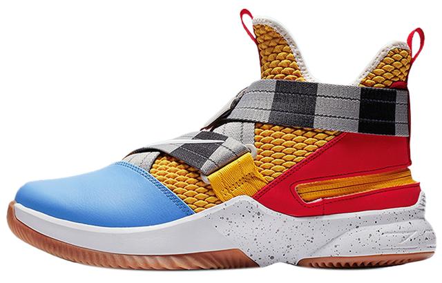 Nike zoom soldier 12 Arthur