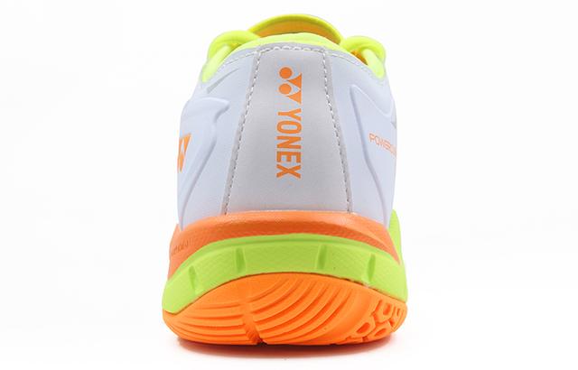 YONEX Power Cushion 001CR