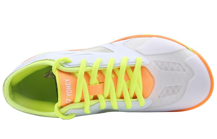 YONEX Power Cushion 001CR