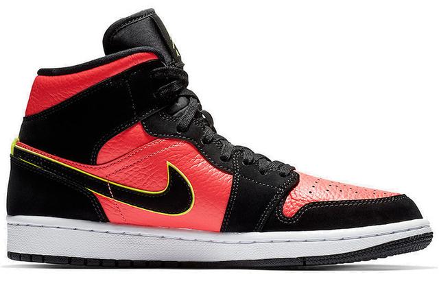 Jordan Air Jordan 1 Mid"Hot Punch"