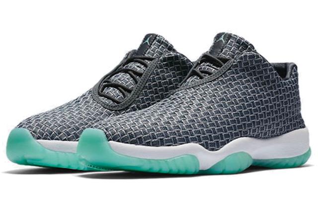 Jordan Future Low