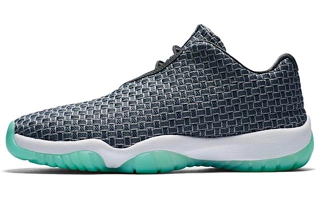 Jordan Future Low