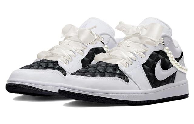 Jordan Air Jordan 1 Low quilted triple white