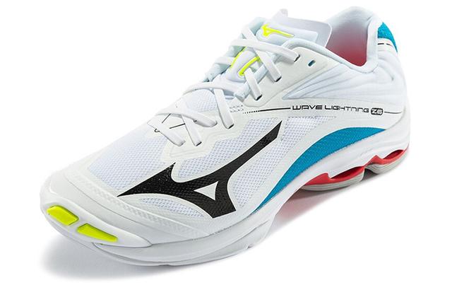 Mizuno Lightning Z6