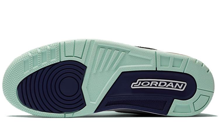 Jordan Legacy 312 utilizes the familiar igloo from art basel