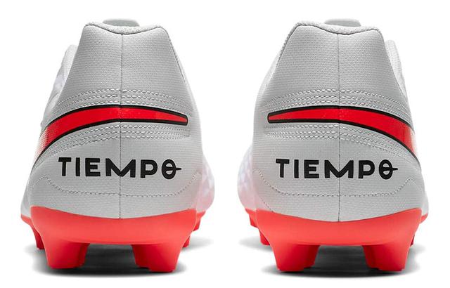 Nike Tiempo Legend 8 Club MG
