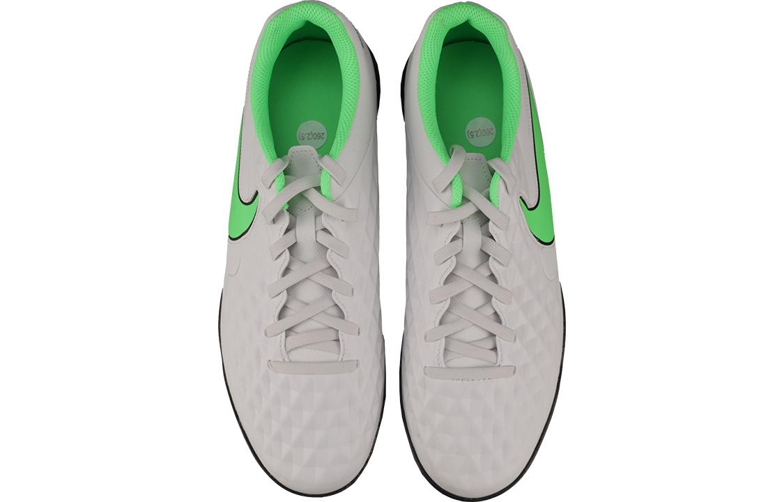 Nike Tiempo Legend 8 Club TF