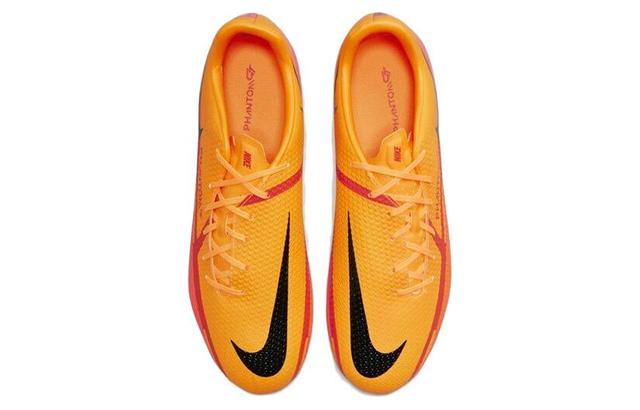 Nike Soccer Spike Phantom GT2 Academy HG