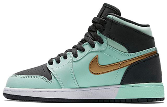 Jordan Air Jordan 1 Retro High "Mint Foam"