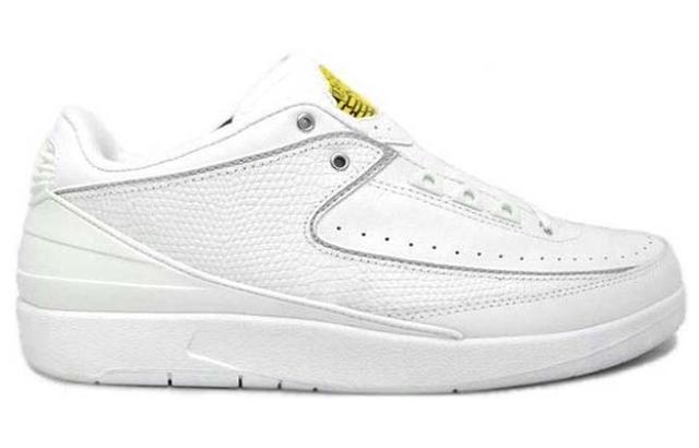 Jordan Air Jordan 2 Retro Low White Varsity Maize