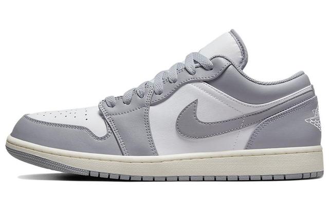 Jordan Air Jordan 1 Low "Stealth and White"