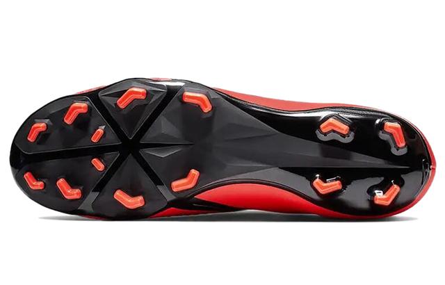 Nike Phantom Venom Academy FG