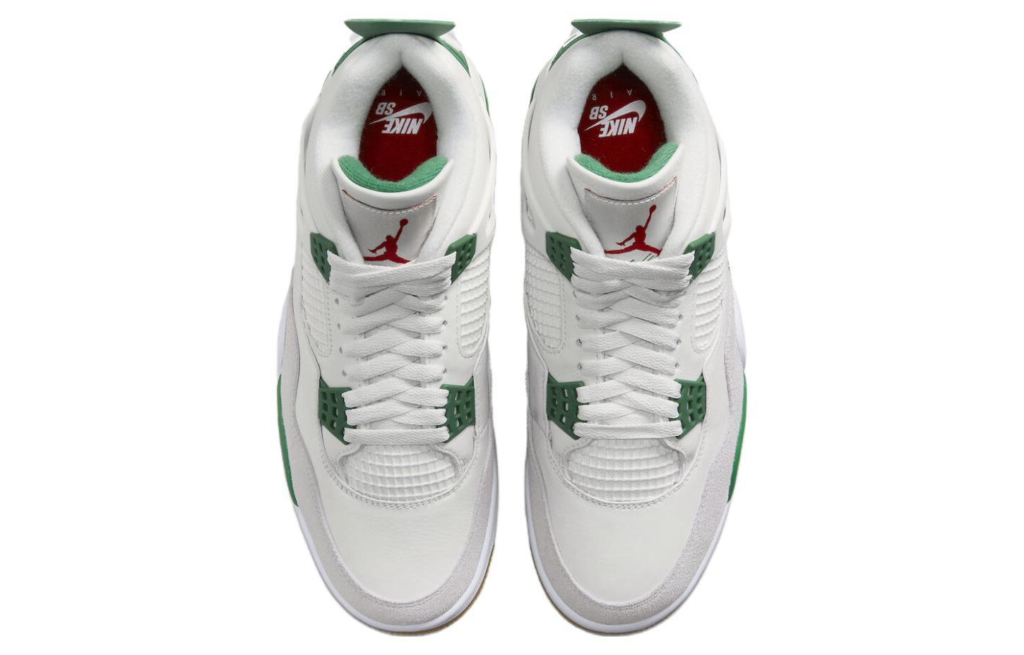 Nike SB x Jordan Air Jordan 4 "Pine Green"