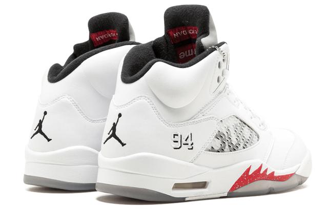 Supreme x Jordan Air Jordan 5 Retro White