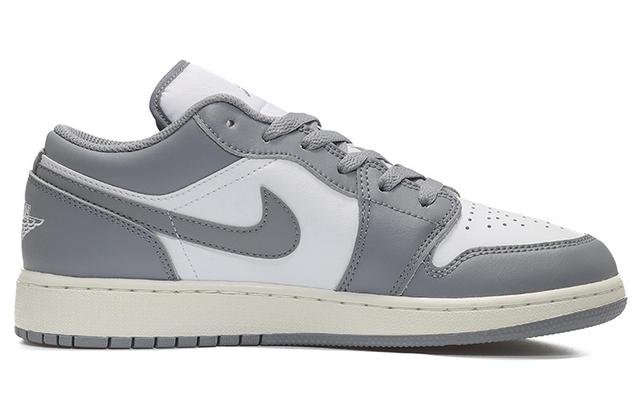 Jordan Air Jordan 1 Low "Stealth and White"