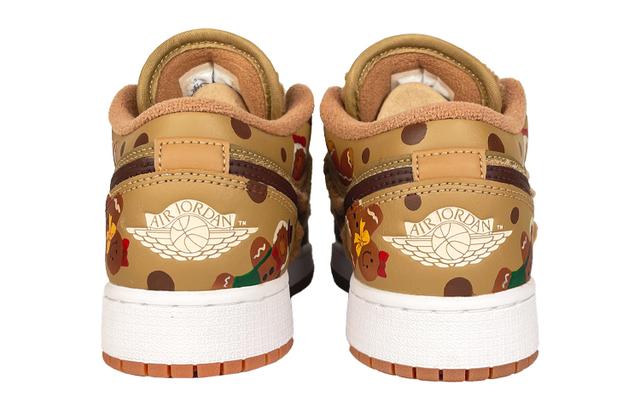 10Air Jordan 1 Low Utility "Teddy Bear"