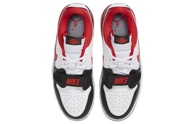 Jordan Legacy 312 low "bulls"