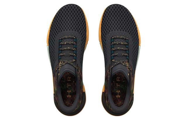 Under Armour Tribase Reign 4 AMP