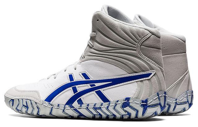 Asics Aggressor 4