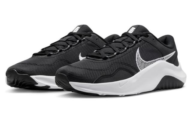 Nike Legend Essential Next Nature