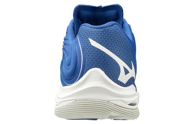 Mizuno Wave Lightning Z6